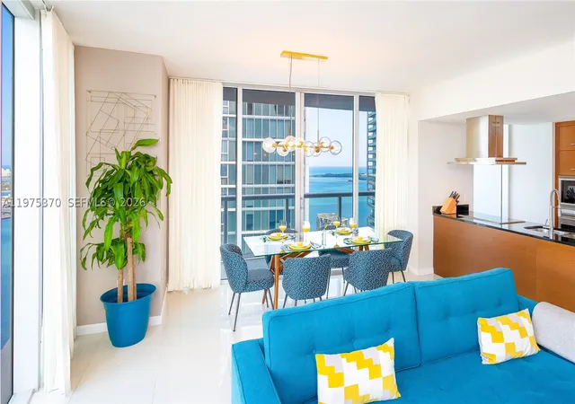 Photo 4 of Condo for sale at 485 Brickell Ave #4702, Miami, FL 33131 | MLS# A11975370 | Listing updated on 2026-09-10