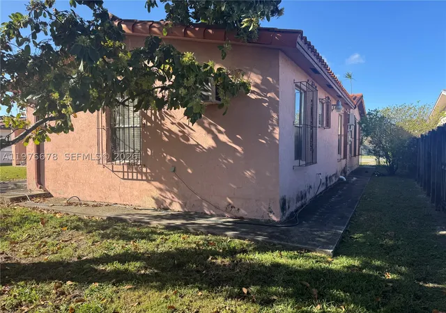 Photo 3 of Sale Pending at 10730 Sw 66th Dr, Miami, FL 33173 | MLS# A11976678 | Listing updated on 2026-09-10