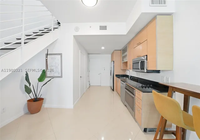 Photo 4 of Condo for sale at 60 Sw 13Th St #4414, Miami, FL 33130 | MLS# A11980321 | Listing updated on 2026-09-14