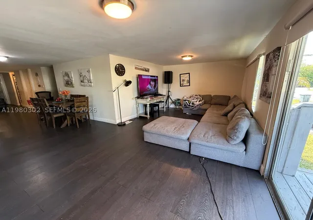 Photo 3 of Manufactured home for sale at 5290 Sw 22nd Ter, Fort Lauderdale, FL 33312 | MLS# A11980302 | Listing updated on 2026-09-03