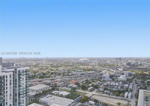 Listing Photo 2 - Condo for sale in Canvas Condominiums located at 1600 Ne 1St Ave, Miami, FL 33132 - Unit #1610