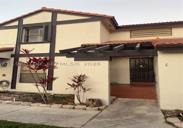 Photo 2 of Townhouse for sale at 15202 Sw 46th Ln #C-75, Miami, FL 33185 | MLS# A11980109 | Listing updated on 2026-09-10