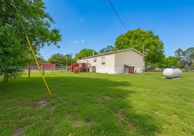 Photo 2 of Manufactured home for sale at 1700 Tampa Ave, Clewiston, FL 33440 | MLS# A11982078 | Listing updated on 2026-09-01