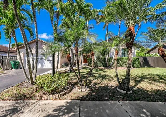 Photo 1 of Sale Pending at 11541 Sw 100th St, Miami, FL 33176 | MLS# A11982132 | Listing updated on 2026-09-09