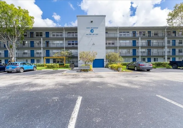 Listing Photo 1 - Condo for sale in building located at 301 Sw 135Th Ave, Pembroke Pines, FL 33027 - Unit #108C