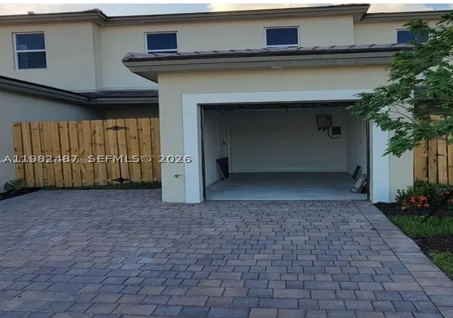 Photo 2 of Townhouse for sale at 14816 Sw 265th St, Homestead, FL 33032 | MLS# A11982487 | Listing updated on 2026-08-28
