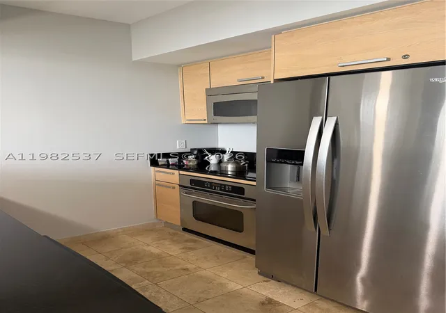Photo 4 of Condo for sale at 18683 Collins Ave #1504, Sunny Isles Beach, FL 33160 | MLS# A11982537 | Listing updated on 2026-08-31