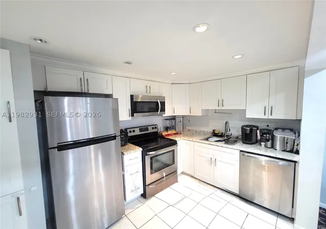 Photo 3 of Condo for sale at 4270 Nw 89th Ave #104, Coral Springs, FL 33065 | MLS# A11982931 | Listing updated on 2026-09-05