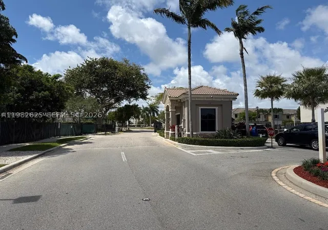 Photo 2 of Sale Pending at 424 Ne 194th Ter, Miami, FL 33179 | MLS# A11982625 | Listing updated on 2026-09-16