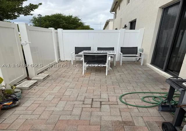 Photo 3 of Sale Pending at 424 Ne 194Th Ter, Miami, FL 33179 | MLS# A11982625 | Listing updated on 2026-09-16