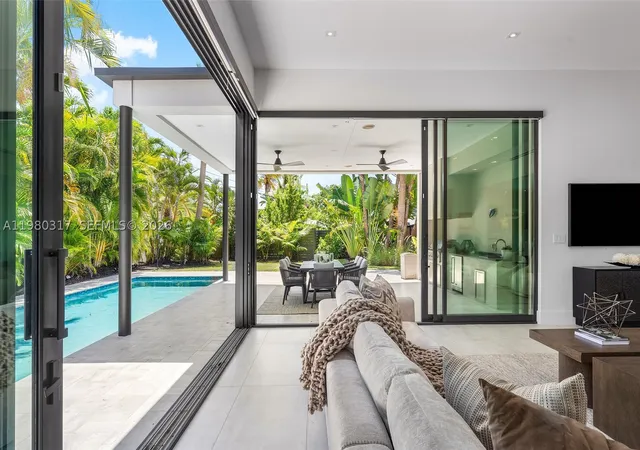 Photo 1 of Single family home for sale at 2500 Middle River Dr, Fort Lauderdale, FL 33305 | MLS# A11980317 | Listing updated on 2026-09-13
