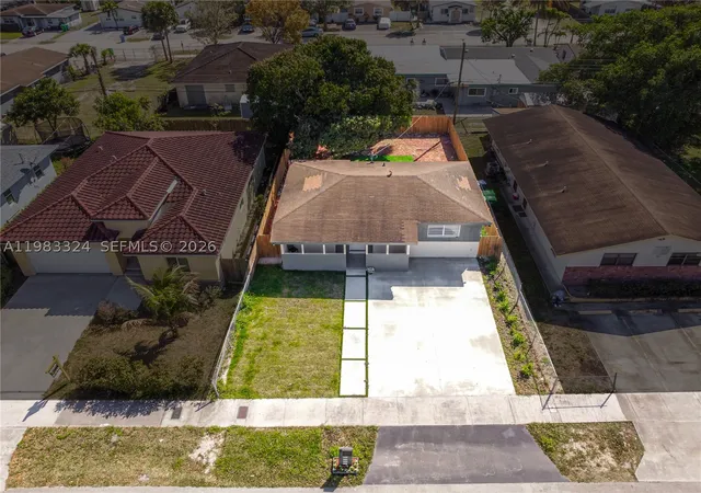 Photo 2 of Single family home for sale at 2760 Nw 13th Ct, Fort Lauderdale, FL 33311 | MLS# A11983324 | Listing updated on 2026-08-31