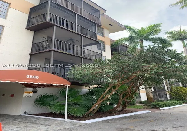 Listing Photo 2 - Condo for sale in building located at 5550 Nw 44Th St, Lauderhill, FL 33319 - Unit #404B