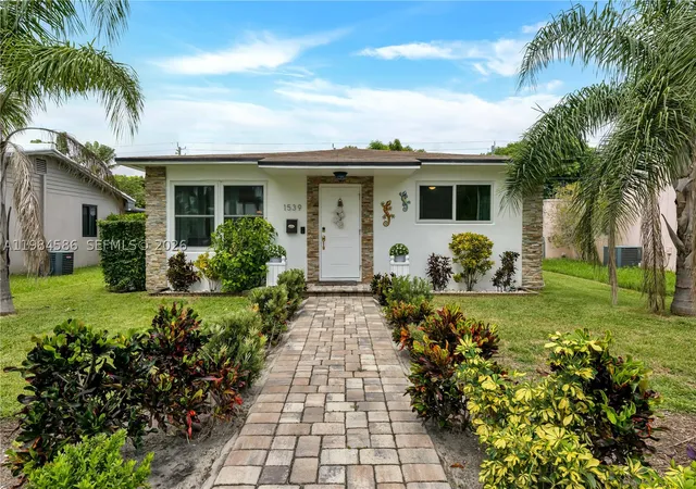 Photo 2 of Single family home for sale at 1539 Funston St, Hollywood, FL 33020 | MLS# A11984586 | Listing updated on 2026-09-17