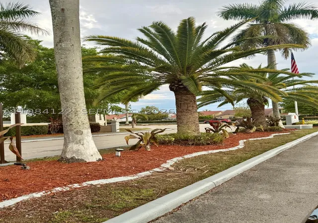 Photo 3 of Townhouse for sale at 3858 Sw 153rd Pl, Miami, FL 33185 | MLS# A11984122 | Listing updated on 2026-09-10