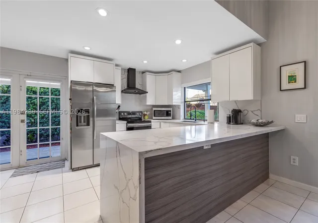 Photo 3 of Single family home for sale at 5321 Sw 153rd Pl S, Miami, FL 33185 | MLS# A11984239 | Listing updated on 2026-09-11