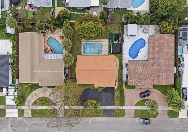 37th image of 2120 Ne 62nd Ct, Fort Lauderdale, FL 33308 | MLS# B26003811