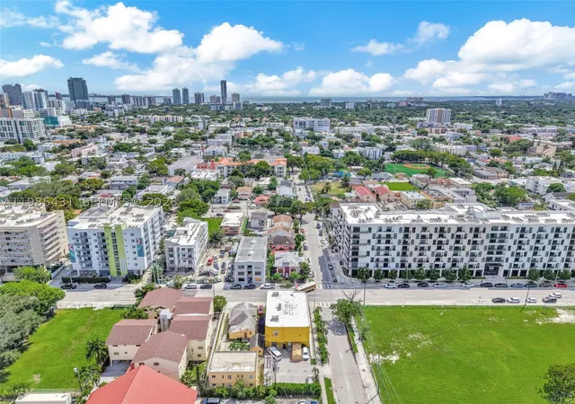 Photo 3 of Sale Pending at 119 Sw 7th Ave, Miami, FL 33130 | MLS# A11985431 | Listing updated on 2026-08-28