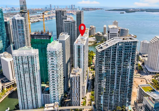 Photo 3 of Condo for sale at 500 Brickell Ave #3901, Miami, FL 33131 | MLS# A11985552 | Listing updated on 2026-09-04