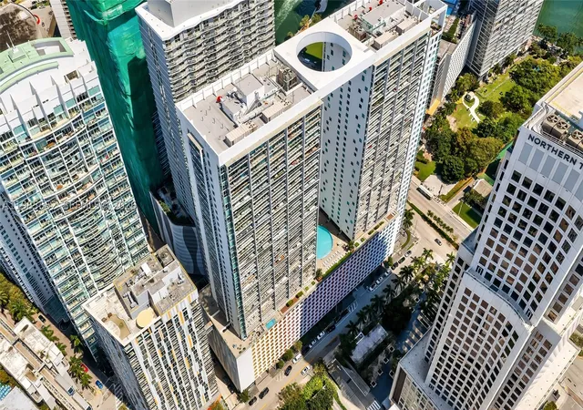 Photo 4 of Condo for sale at 500 Brickell Ave #3901, Miami, FL 33131 | MLS# A11985552 | Listing updated on 2026-09-04