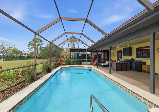 Photo 1 of Single family home for sale at 2580 Sw Bayshore Blvd, Port Saint Lucie, FL 34984 | MLS# A11985150 | Listing updated on 2026-08-27