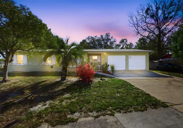 Photo 1 of Sale Pending at 2489 Adams Ave, Deltona, FL 32738 | MLS# A11983574 | Listing updated on 2026-09-14