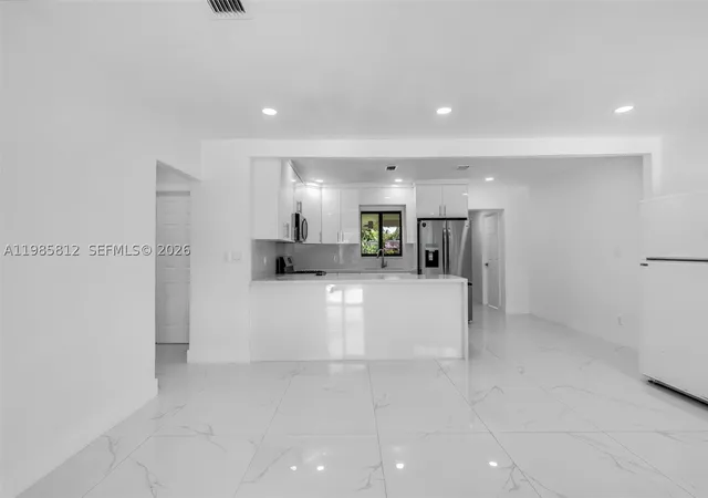 Photo 3 of Single family home for sale at 1010 Ne 140th St, North Miami, FL 33161 | MLS# A11985812 | Listing updated on 2026-09-26