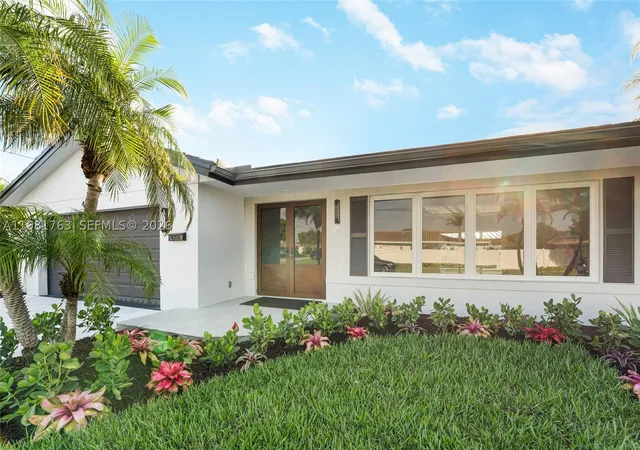 Photo 1 of Sale Pending at 4460 Ne 25th Ave, Lighthouse Point, FL 33064 | MLS# A11981763 | Listing updated on 2026-09-10