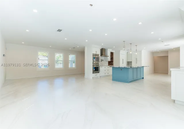 Photo 3 of Sale Pending at 14341 78th Ct, Palmetto Bay, FL 33158 | MLS# A11979131 | Listing updated on 2026-09-07
