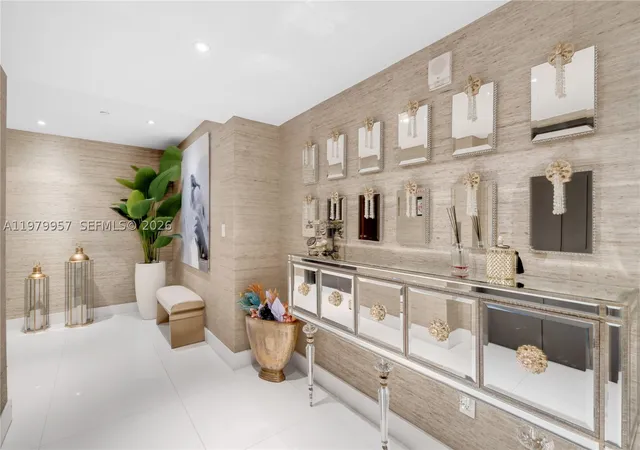 Photo 2 of Condo for sale at 900 Biscayne Blvd #PH6109, Miami, FL 33132 | MLS# A11979957 | Listing updated on 2026-09-04