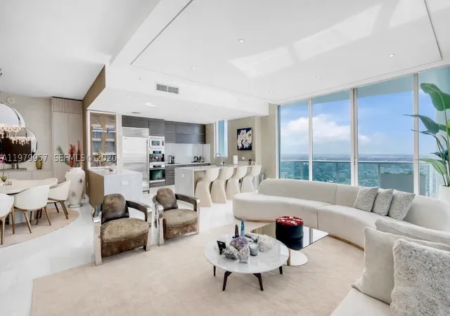 Photo 4 of Condo for sale at 900 Biscayne Blvd #PH6109, Miami, FL 33132 | MLS# A11979957 | Listing updated on 2026-09-04