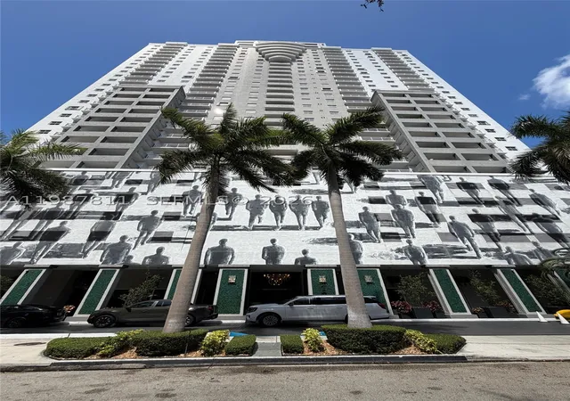 Photo 1 of Condo for sale at 185 Se 14th Ter #2701, Miami, FL 33131 | MLS# A11987811 | Listing updated on 2026-09-10