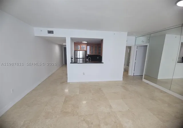 Photo 3 of Condo for sale at 185 Se 14Th Ter #2701, Miami, FL 33131 | MLS# A11987811 | Listing updated on 2026-09-10