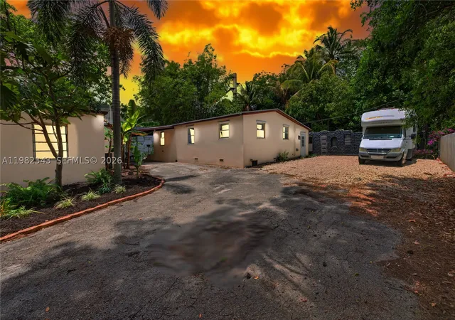 Photo 1 of Sale Pending at 749 Nw 43rd St, Oakland Park, FL 33309 | MLS# A11982343 | Listing updated on 2026-09-03