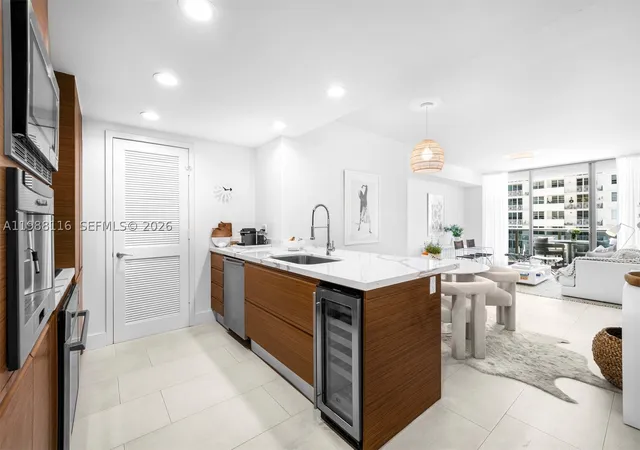 Photo 3 of Condo for sale at 5875 Collins Ave #906, Miami Beach, FL 33140 | MLS# A11988116 | Listing updated on 2026-10-03