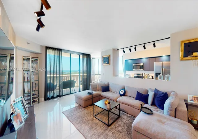 Photo 1 of Condo for sale at 1000 W Island Blvd #2903, Aventura, FL 33160 | MLS# A11981914 | Listing updated on 2026-09-04