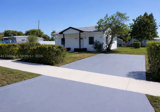 Photo 1 of Single family home for sale at 2450 Nw 157th St Rd, Miami Gardens, FL 33054 | MLS# A11989410 | Listing updated on 2026-09-10