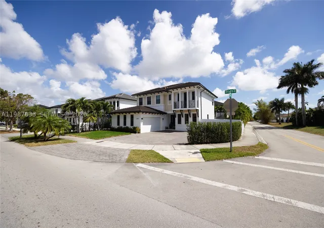 Photo 2 of Single family home for sale at 2981 Sw 149th Ave, Miami, FL 33185 | MLS# A11987633 | Listing updated on 2026-09-13