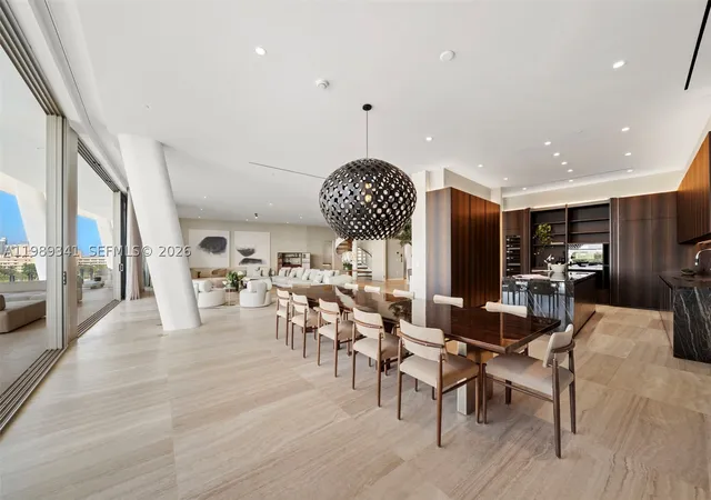 Listing Photo 5 - Condo for sale in building located at 5 Grv Isle Dr, Miami, FL 33133 - Unit #PHS01
