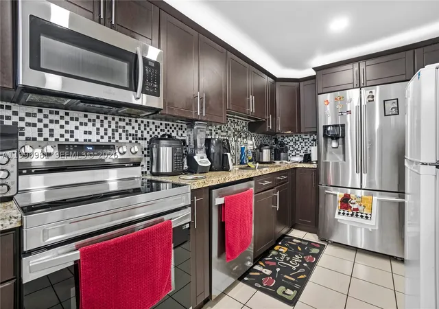 Photo 1 of Sale Pending at 9403 Sw 76th St #Y17, Miami, FL 33173 | MLS# A11990981 | Listing updated on 2026-09-14