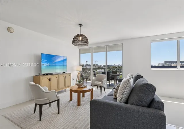 Listing Photo 5 - Condo for sale in building located at 1100 100Th St, Bay Harbor Islands, FL 33154 - Unit #703