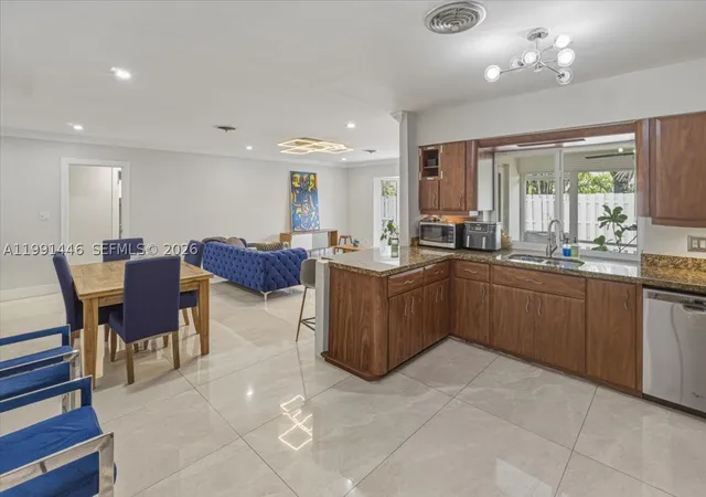 Photo 4 of Single family home for sale at 2901 Nw 10Th Ave, Wilton Manors, FL 33311 | MLS# A11991446 | Listing updated on 2026-09-28