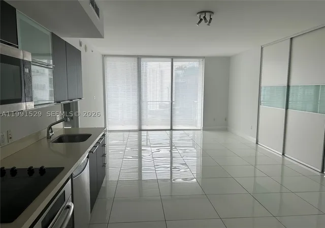 Photo 3 of Condo for sale at 90 Sw 3Rd St #3610, Miami, FL 33130 | MLS# A11991529 | Listing updated on 2026-09-15
