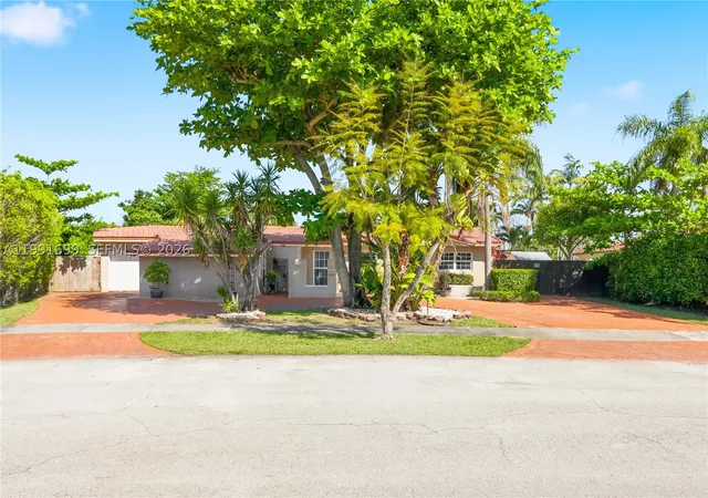 Photo 2 of Single family home for sale at 9955 Sw 74th St, Miami, FL 33173 | MLS# A11991699 | Listing updated on 2026-09-10