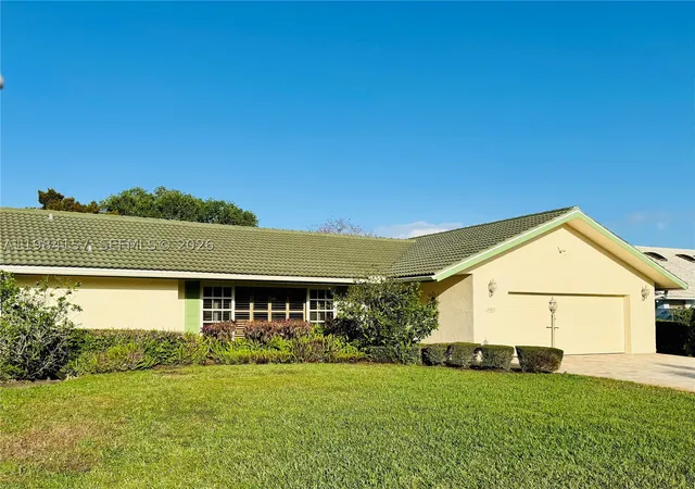 Photo 2 of Single family home for sale at 3482 Se Court Dr, Stuart, FL 34997 | MLS# A11984157 | Listing updated on 2026-09-19
