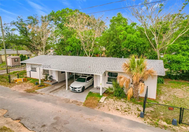 Photo 1 of Multi family home for sale at 627 Washington Avenue, Lake Wales, FL 33853 | MLS# A11991034 | Listing updated on 2026-08-27