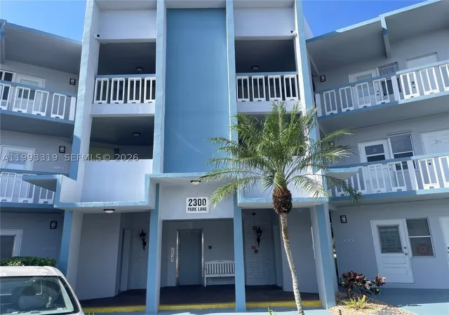 Photo 2 of Condo for sale at 2300 Park Ln #208, Hollywood, FL 33021 | MLS# A11993319 | Listing updated on 2026-09-16
