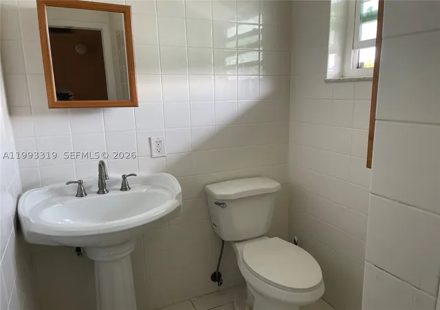 Photo 4 of Condo for sale at 2300 Park Ln #208, Hollywood, FL 33021 | MLS# A11993319 | Listing updated on 2026-09-16