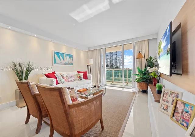 Photo 3 of Condo for sale at 100 Bayview Dr #507, Sunny Isles Beach, FL 33160 | MLS# A11994216 | Listing updated on 2026-08-28