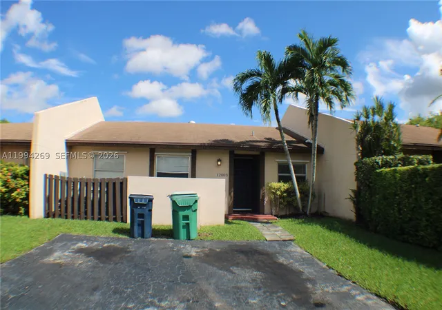 Townhouse for sale at 12003 Sw 110Th St Cir N, Miami, FL 33186 | MLS# A11994269